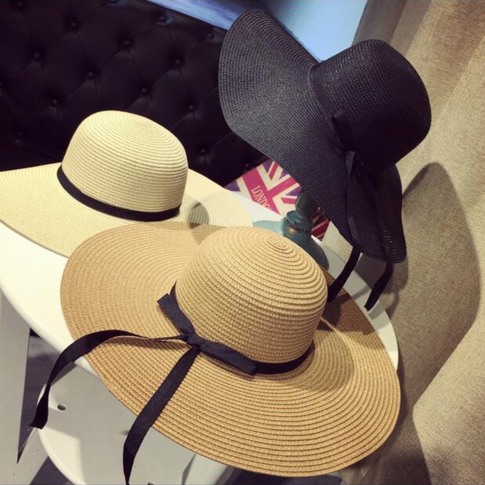 Beach Hat - Picture 2 of 11
